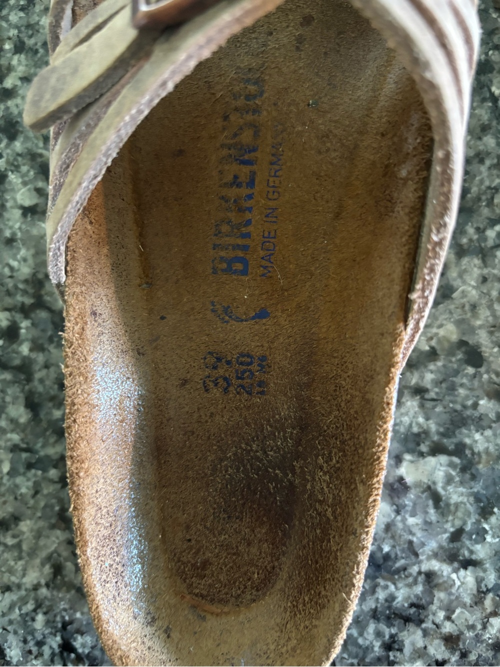 Birkenstock Granada Soft Footbed Tobacco Oiled Leather Adjustable Buckle Clog - Picture 8 of 8